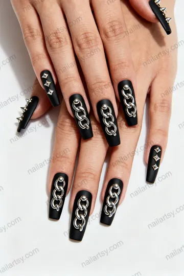 Black Nail Design #673 Image